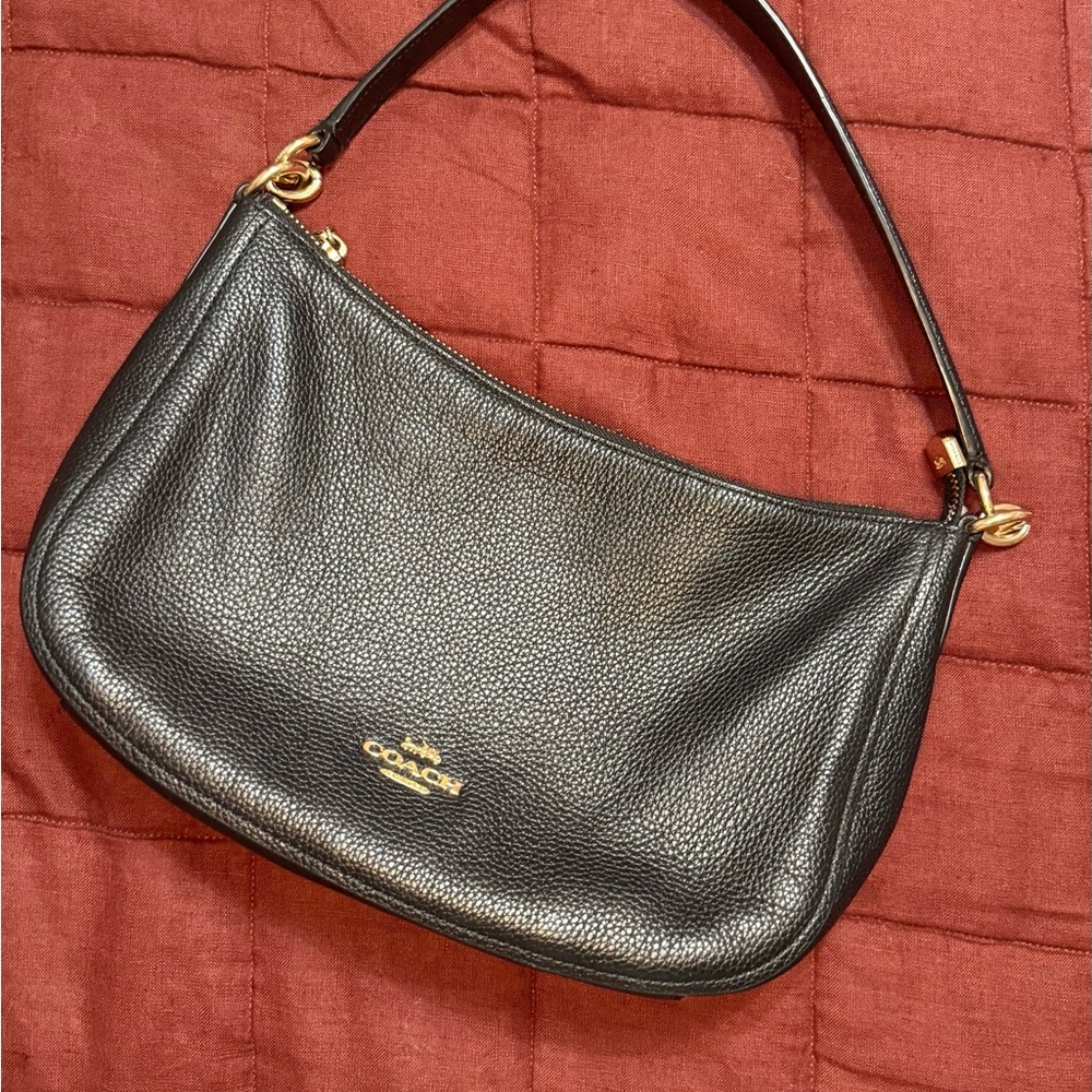 Coach Pebbled Black Leather Shoulder Bag - Picture 3 of 4